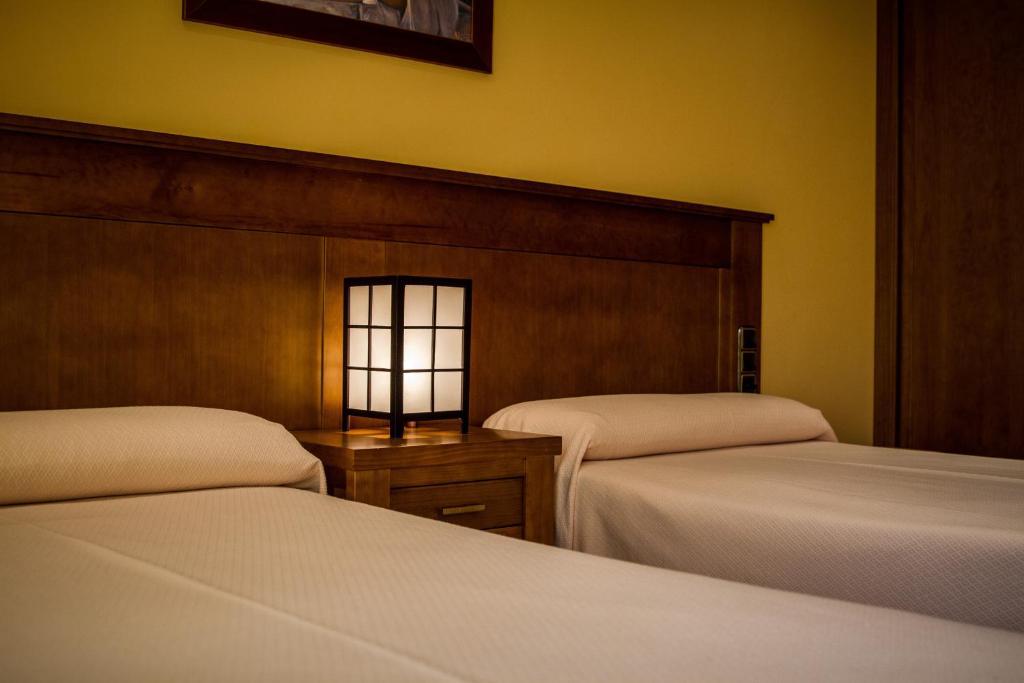 Hostal Rural El Nacimiento Deifontes Esterno foto