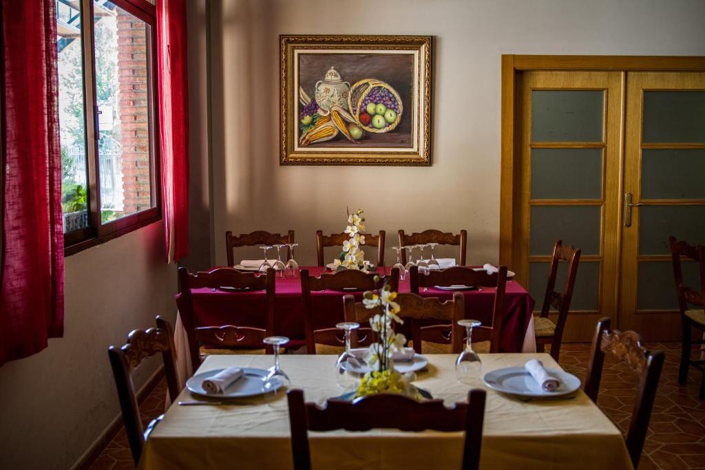 Hostal Rural El Nacimiento Deifontes Esterno foto