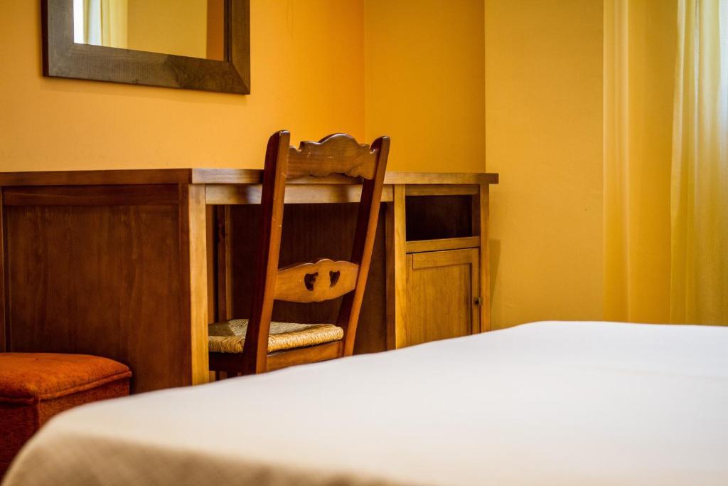 Hostal Rural El Nacimiento Deifontes Esterno foto